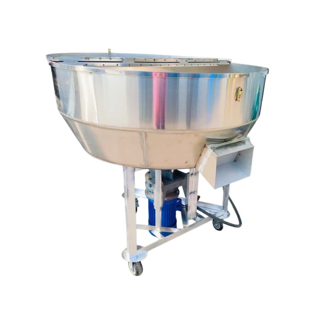 Stainless steel mixing tank for raw material blending before pelleting
