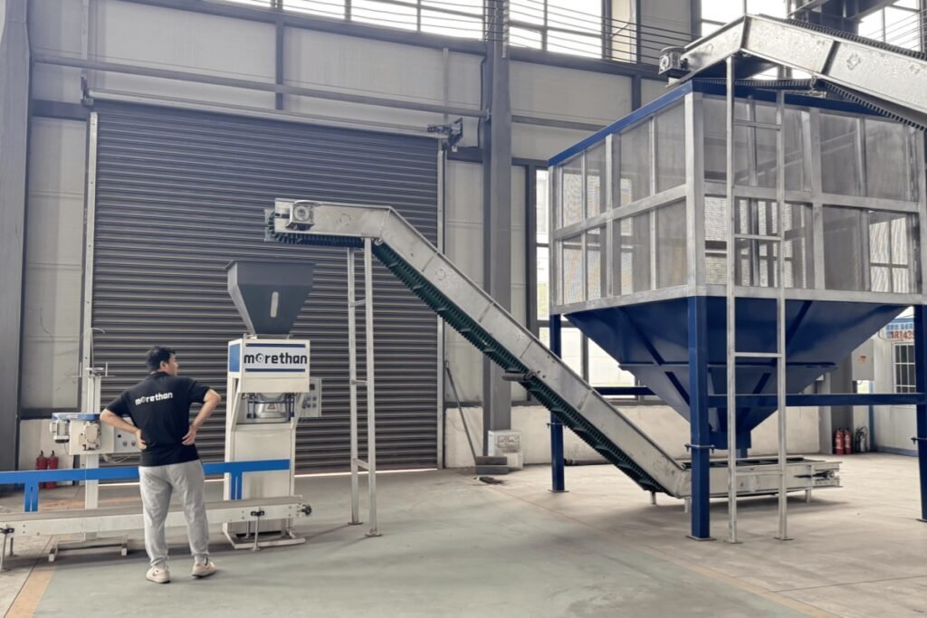 Pellet cooling screening and automatic packing station
